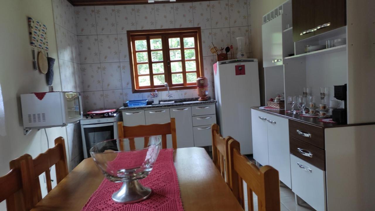 Casa A 14 Km De Goncalves Villa Eksteriør bilde
