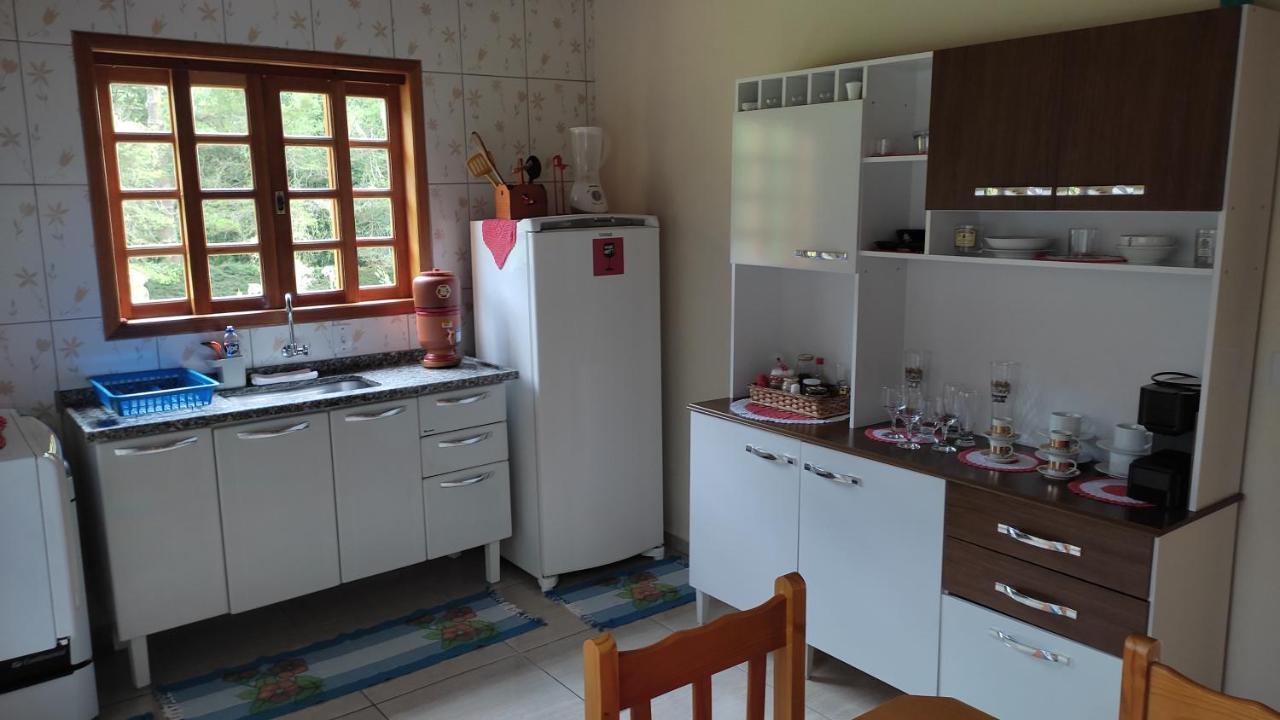 Casa A 14 Km De Goncalves Villa Eksteriør bilde